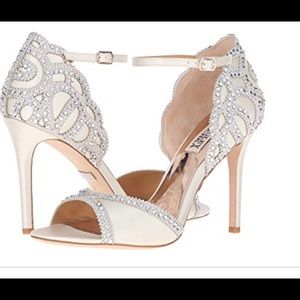 Badgley Mischka Roxy 6.5